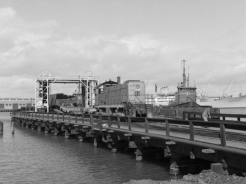 Switching-at-China-Basin-slip-in-San-Francisco-CA.--Western-Railway-Museum-Archives-Jeff-Moreau-collection-March-1971 83397.jpg