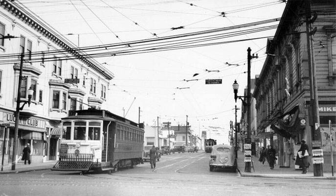 Streetcar at Haight and Stanyan 1940 AAB-3957.jpg
