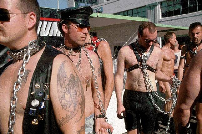 Gay1$leather-slaves.jpg