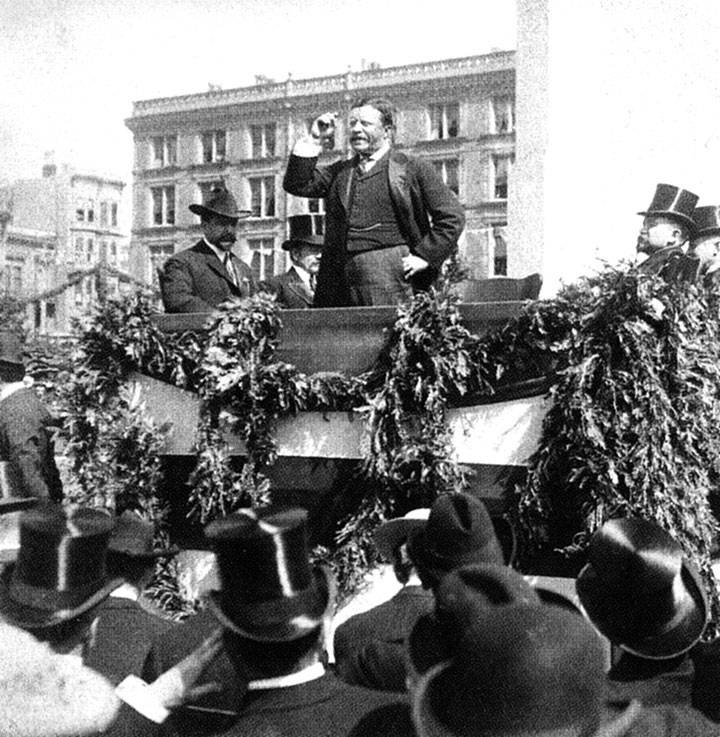 Teddy-Roosevelt-in-SF-1903.jpg