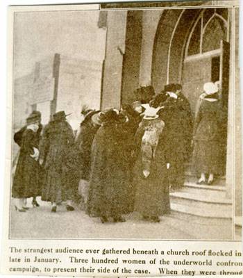 File:Three hundred prostitutes attend church to campaignAAB-6693.jpg