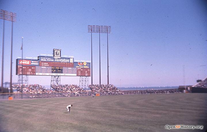 File:Candlestick-Park-1960-color-outfield-with-bay wnp25.jpg