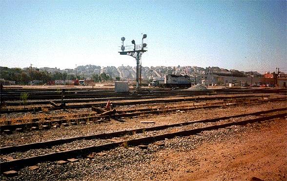 Pothill$caltrain-railyards-1997.jpg