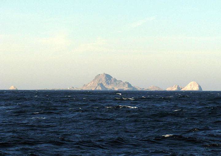 File:Farallones-from-east 5359.jpg