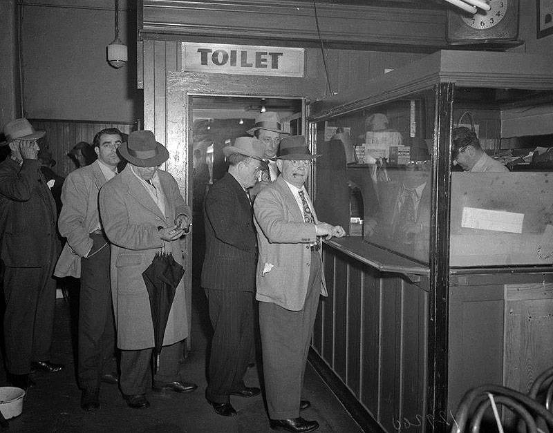 Gambling-raid-at-Menlo-Club-April-29-1948 SFE-Bancroft.jpg