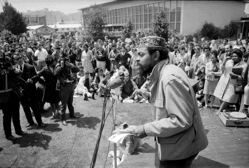 File:Black-Panthers-speak-at-San-Francisco-State-College-May-4-1967-Amiri-Baraka-LeRoi-Jones.jpg