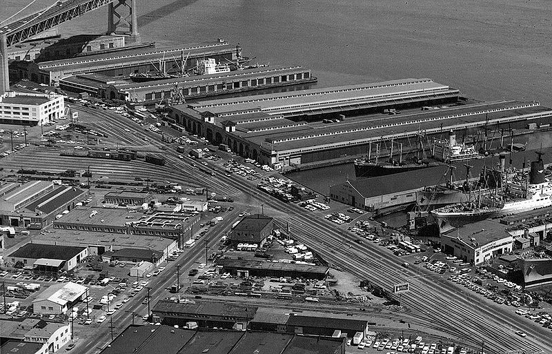 File:South-beach-piers-and-railyards-off-Embarcadero-c-1972-courtesy-Jimmie-Shein.jpg