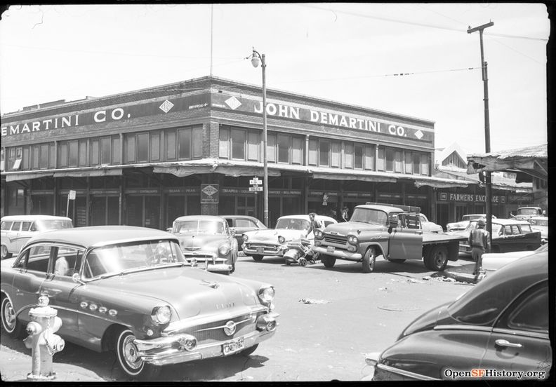 May 1959 Davis and Washington View of old Produce District, demolished for Golden Gateway Center; John Di Martini Co., Farmers Exchange wnp14.11135.jpg