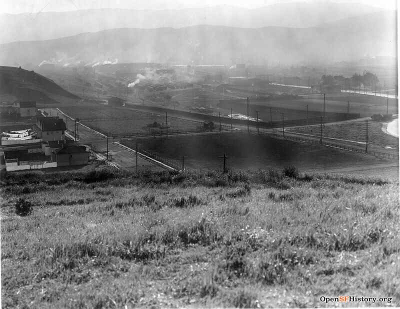 Little Hollywood 1922 View southwest from above Hester Avenue near the end of Wheeler Avenue prior to development. Tunnel Avenue at right opensfhistory wnp27.4587.jpg
