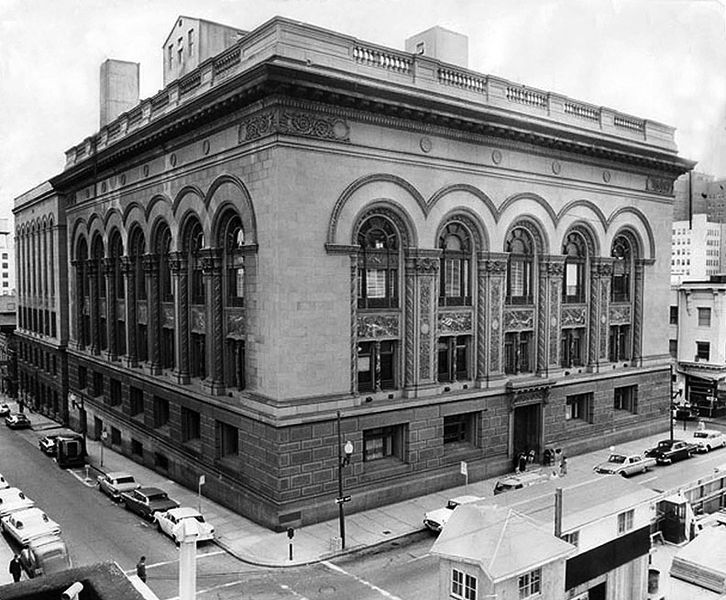 File:HALL-OF-JUSTICE-1912-1968----750-Kearny-Street-facing-Portsmouth-Square.jpg