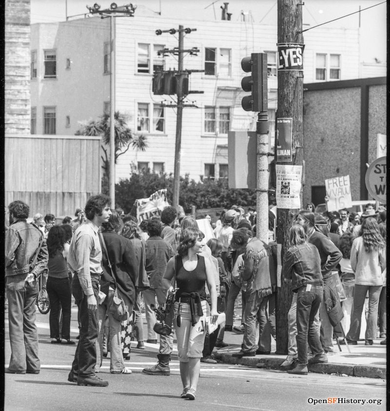 Stanyan and Haight Anti Vietnam War March, from the Golden Gate Park Panhandle to Kezar Stadium wnp28.3259.jpg