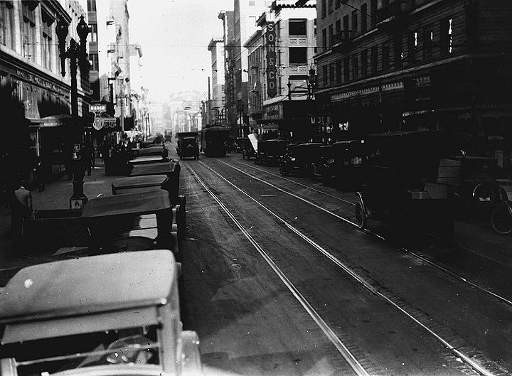 Kearny-north-from-Post-towards-Sutter-March-11-1926-SFDPW.jpg