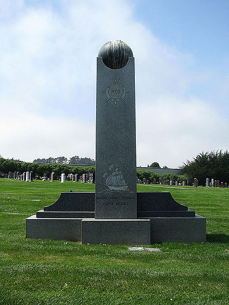 File:Marine-cooks-and-stewards-grave-monument 1007.jpg