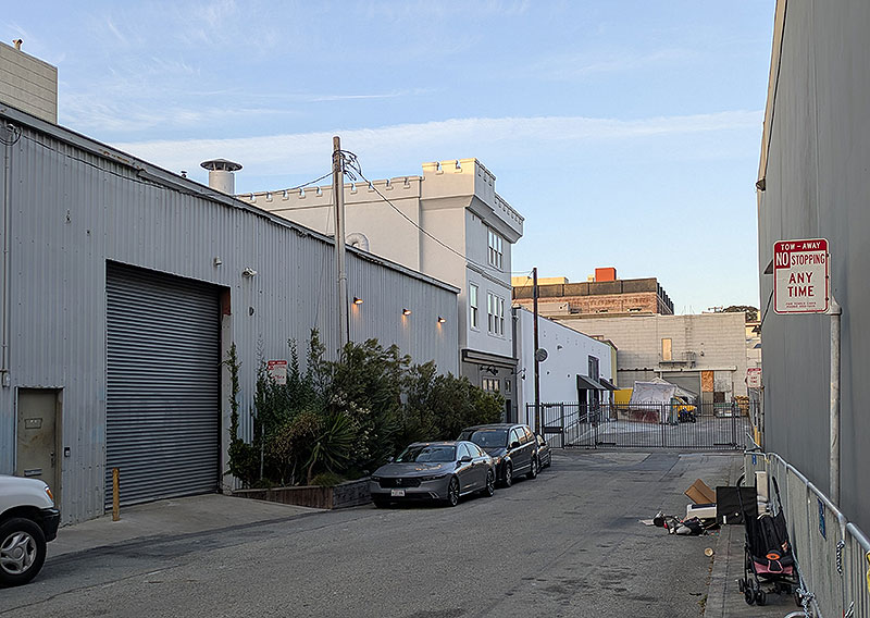 File:Enterprise-alley 20250529 025401087.jpg