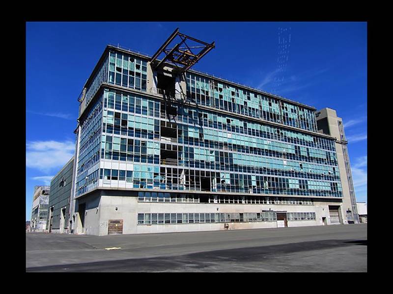 File:Bldg 253 exterior closer.jpg