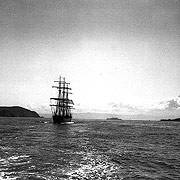 File:Star-of-Alaska-pre-GG-Bridge 180px.jpg