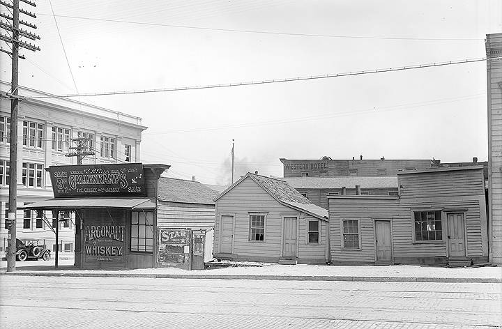File:West-side-of-Illinois-and-20th-May-1918 fullview13.jpg