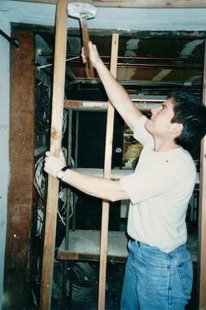 File:Barb Schultheis 386 Richland.jpg