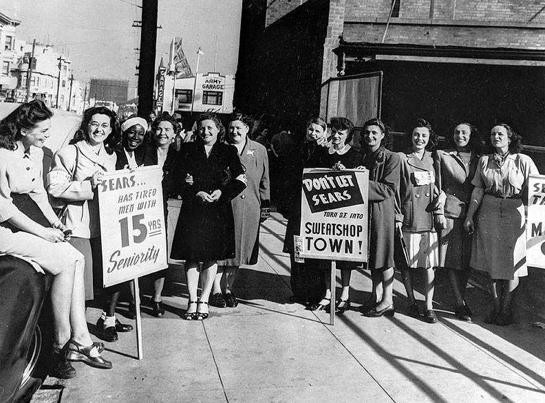 File:Sears-picket-line-1940s.jpg