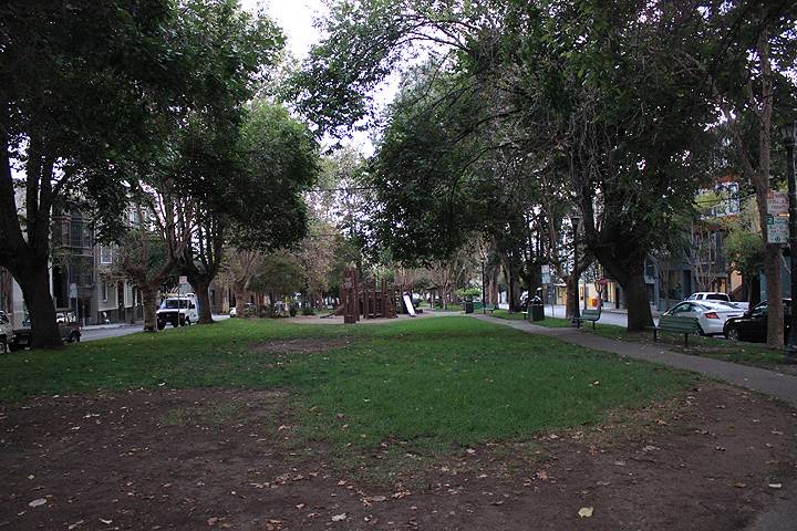 File:South-Park-looking-west-2015 4298.jpg