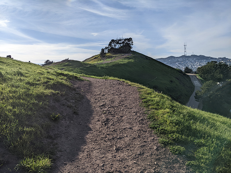 File:Bernal-Hts-green 20220213 234338555.jpg
