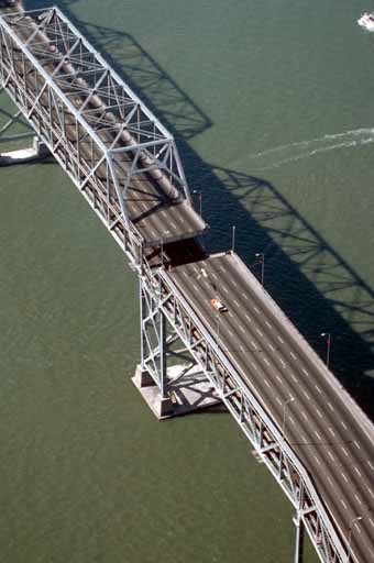 File:Collapsed Bay Bridge 016sr.jpg