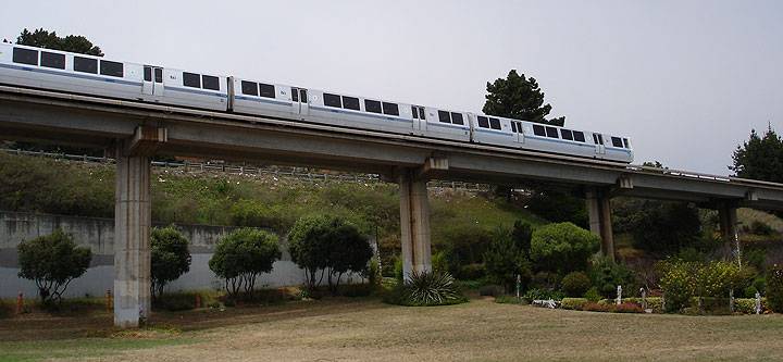 File:Bart-over-cayuga0957.jpg