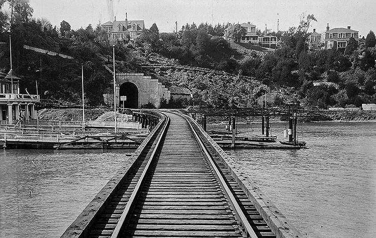 File:Black-Point-train-and-tunnel-1918-National-Maritime-Museum-image.jpg