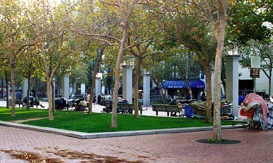 File:Tendrnob$homeless-in-un-plaza-1999.jpg