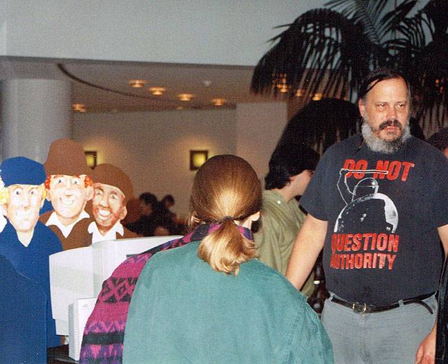 File:Greg-w-at-1998-kiosk-unveiling.jpg