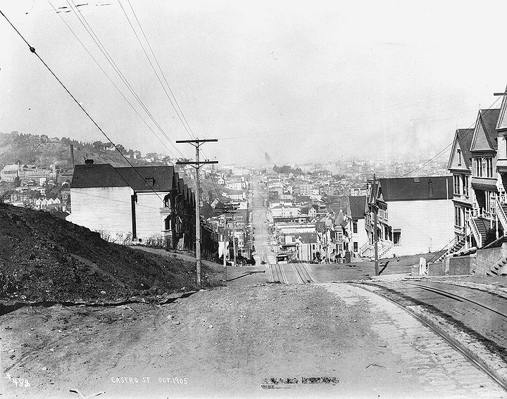 Castro-street-north-from-21st-St-Oct-1905.jpg