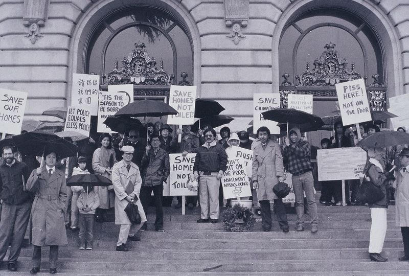 File:Lee-Ed-Gordon-Chin-in-front-of-City-Hall-late-70s-to-early-80s.jpg